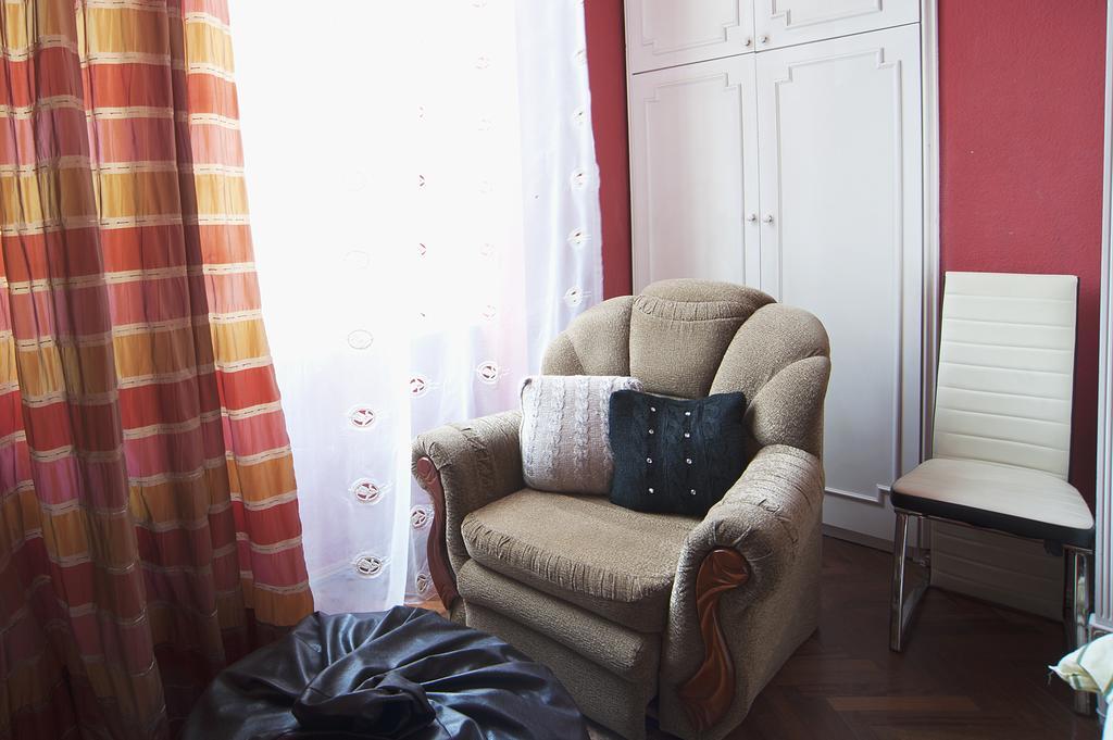 Apartment In Purtseladze Street 第比利斯 外观 照片